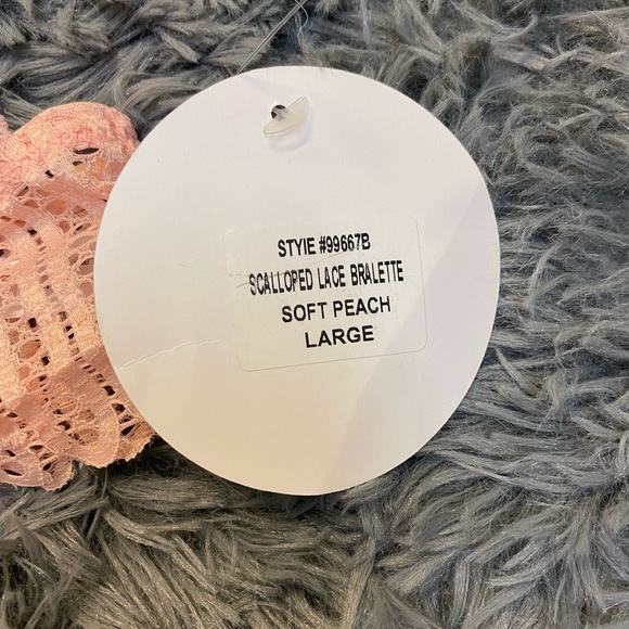 Georgie Ribbed Boho
Lace Racerback
Bralette large nwt - Picture 3 of 5